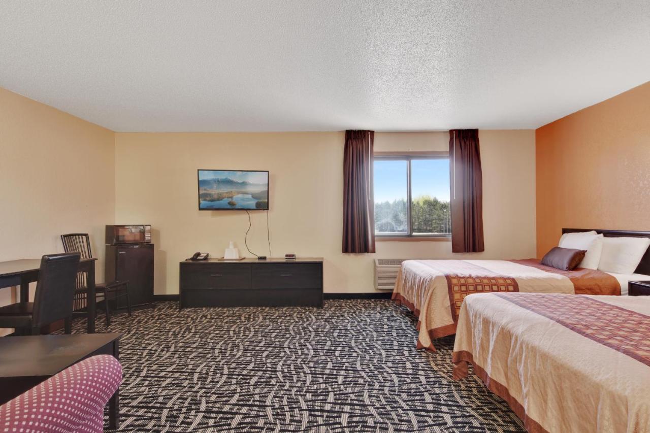 Americas Quality Inn & Suites - Finlayson Dış mekan fotoğraf