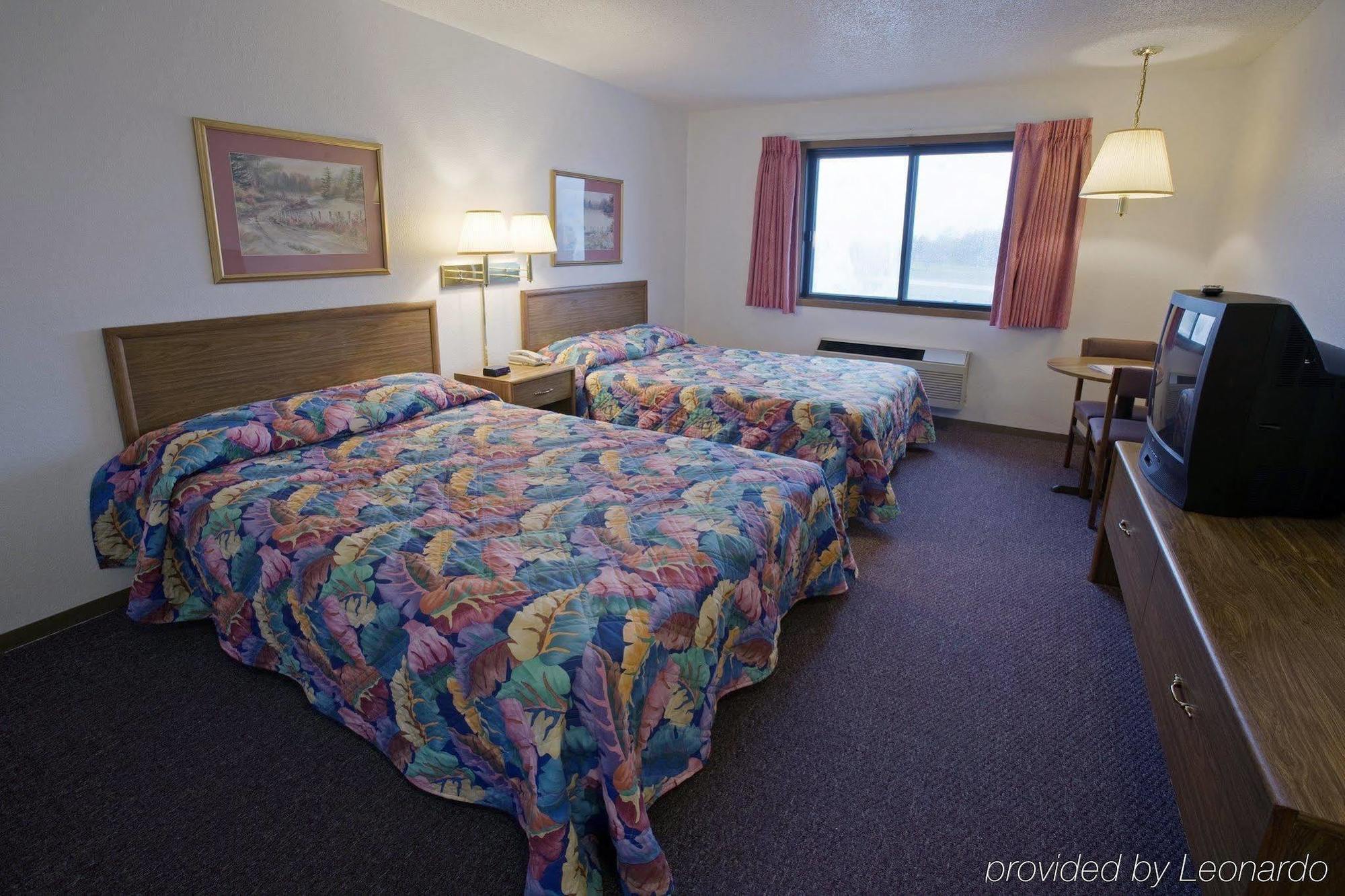 Americas Quality Inn & Suites - Finlayson Dış mekan fotoğraf