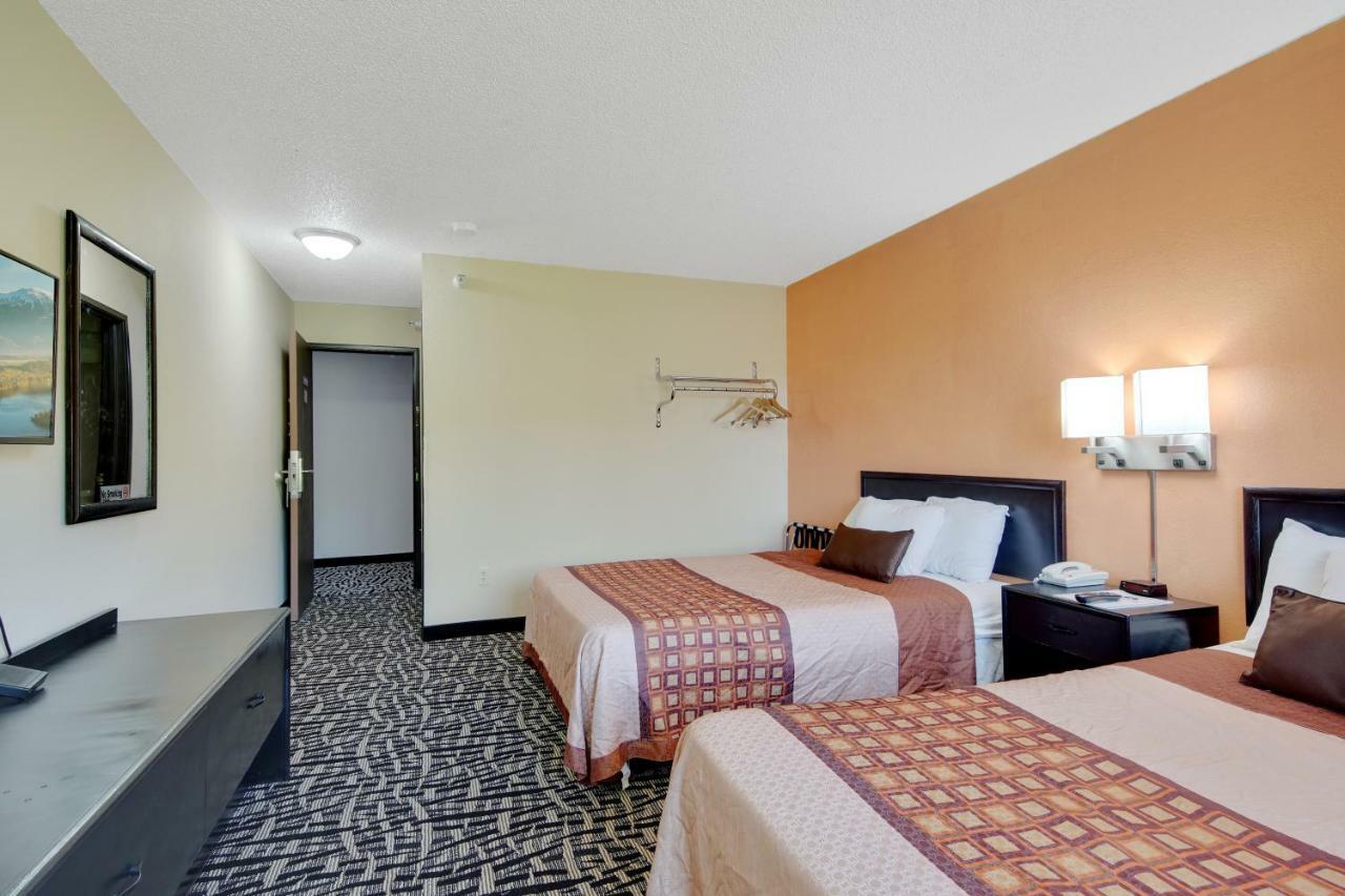 Americas Quality Inn & Suites - Finlayson Dış mekan fotoğraf